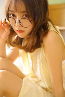 穿到清水文里造福男主的小说